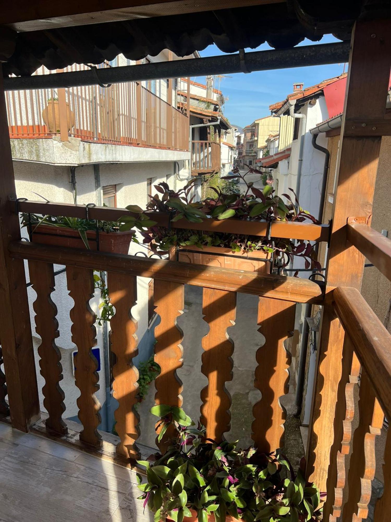 La Golondrina Apartment Candeleda Exterior photo